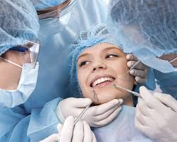 Cirugía dental en Castellón
